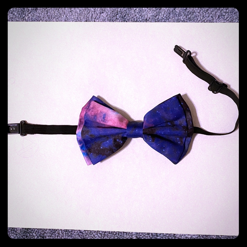 Cosmic Bow Tie